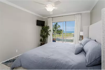 1100 Gulf Shore Blvd N #306, Naples, FL 34102 - Photo 15
