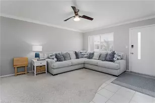 1100 Gulf Shore Blvd N, Naples, FL 34102 - Photo 7