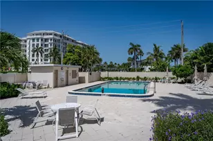 1100 Gulf Shore Blvd N, Naples, FL 34102 - Photo 27