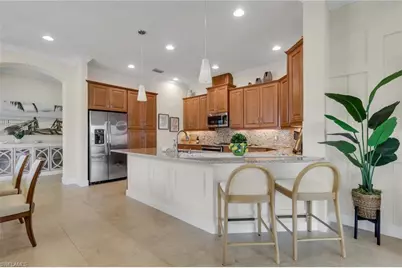 9142 Isla Bella Cir, Bonita Springs, FL 34135 - Photo 3