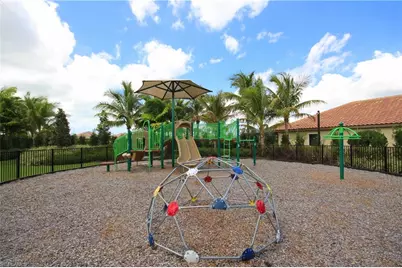 9142 Isla Bella Cir, Bonita Springs, FL 34135 - Photo 47