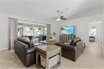 601 SE 30th St, Cape Coral, FL 33904 - Photo 11