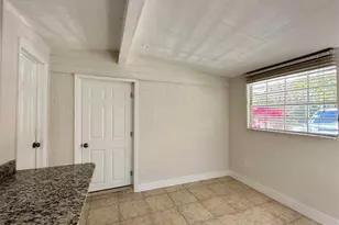 2240 Estey Ave, Naples, FL 34104 - Photo 7