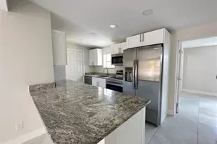 2240 Estey Ave, Naples, FL 34104 - Photo 3