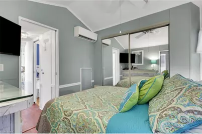 386 Leopard Ln #386, Naples, FL 34114 - Photo 13