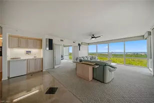 7515 Pelican Bay Blvd, Naples, FL 34108 - Photo 15