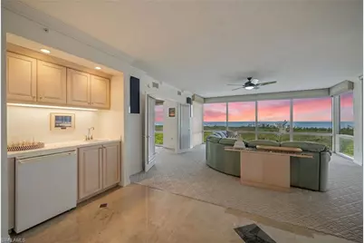 7515 Pelican Bay Blvd #10D, Naples, FL 34108 - Photo 9