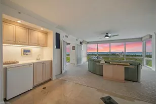 7515 Pelican Bay Blvd, Naples, FL 34108 - Photo 9