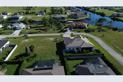 3437 NW 18th St, Cape Coral, FL 33993 - Photo 3