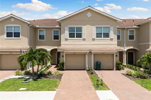2878 Blossom Wy, Naples, FL 34120 - Photo 1