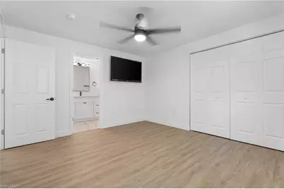 66 River Ct, Naples, FL 34110 - Photo 17