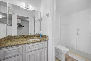 7065 Dennis Cir, Naples, FL 34104 - Photo 17