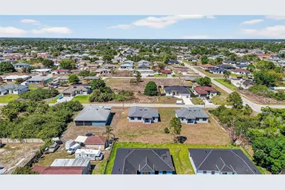 3905 11th St SW, Lehigh Acres, FL 33976 - Photo 9