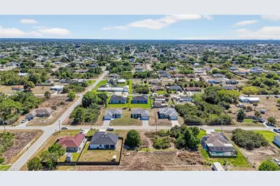 3905 11th St SW, Lehigh Acres, FL 33976 - Photo 17