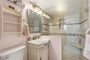 1065 Gulf Shore Blvd N, Naples, FL 34102 - Photo 37