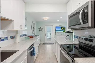 1065 Gulf Shore Blvd N #108, Naples, FL 34102 - Photo 3