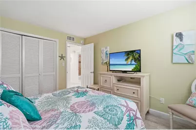 1065 Gulf Shore Blvd N #108, Naples, FL 34102 - Photo 21