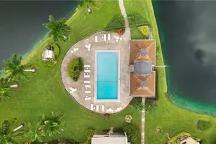 195 Cypress Way E, Naples, FL 34110 - Photo 31
