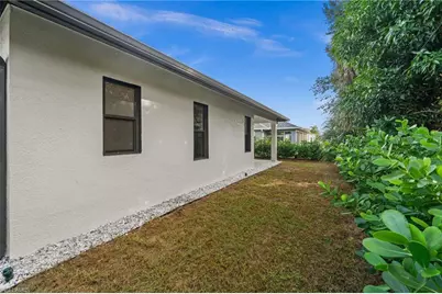 1916 Jefferson Ave, Fort Myers, FL 33901 - Photo 5