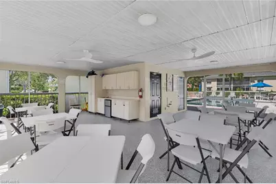 653 Squire Cir #201, Naples, FL 34104 - Photo 27