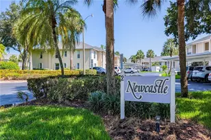 653 Squire Cir, Naples, FL 34104 - Photo 23