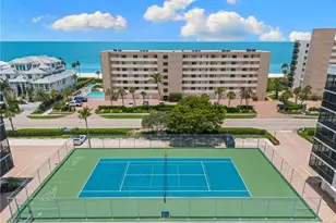 10482 Gulf Shore Dr, Naples, FL 34108 - Photo 39