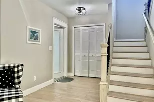 1140 5th St S, Naples, FL 34102 - Photo 3