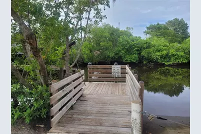859 Manatee Rd, Naples, FL 34114 - Photo 23