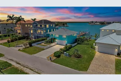 23 W Pelican St, Naples, FL 34113 - Photo 47