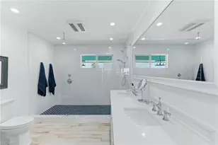 23 W Pelican St, Naples, FL 34113 - Photo 27