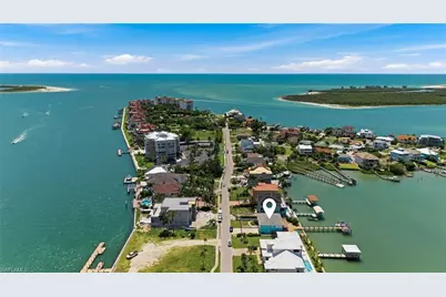23 W Pelican St, Naples, FL 34113 - Photo 5