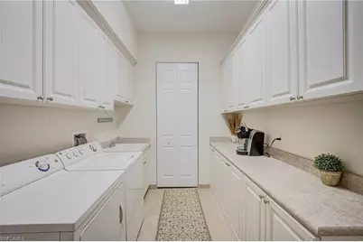 3694 Pleasant Springs Dr, Naples, FL 34119 - Photo 17