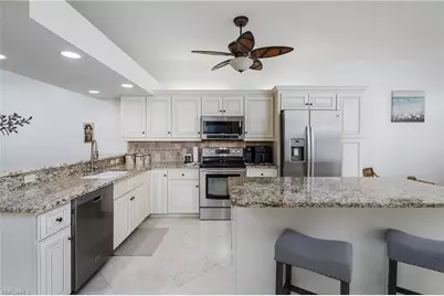 6760 Beach Resort Dr #5, Naples, FL 34114 - Photo 3