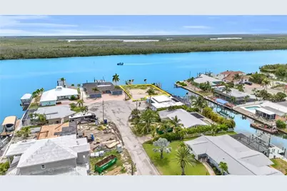 470 Madison Ct, Fort Myers Beach, FL 33931 - Photo 9