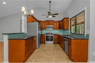 2240 19th St SW, Naples, FL 34117 - Photo 7