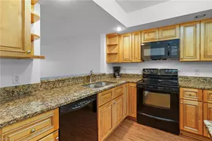 8302 Charter Club Cir, Fort Myers, FL 33919 - Photo 11