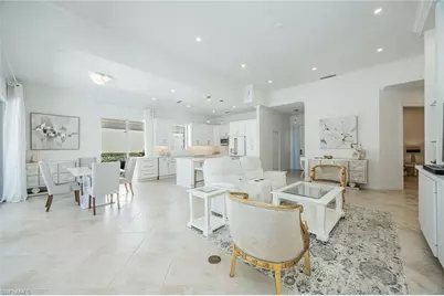 3833 Huelva Ct, Naples, FL 34109 - Photo 9
