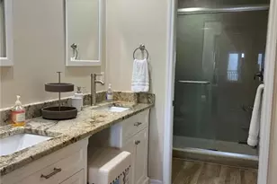 470 Launch Cir, Naples, FL 34108 - Photo 7