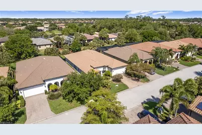 12714 Astor Pl, Fort Myers, FL 33913 - Photo 27