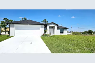 4300 11th St W, Lehigh Acres, FL 33971 - Photo 9
