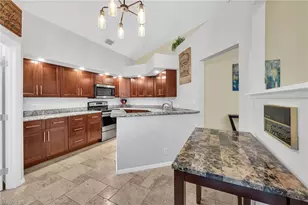 181 Napa Ridge Rd E, Naples, FL 34119 - Photo 7