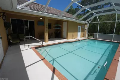 219 Columbus Ave, Lehigh Acres, FL 33936 - Photo 7