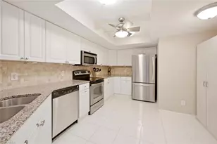 4987 Pepper Cir, Naples, FL 34113 - Photo 11