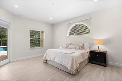 6521 Livingston Woods Ln, Naples, FL 34109 - Photo 17