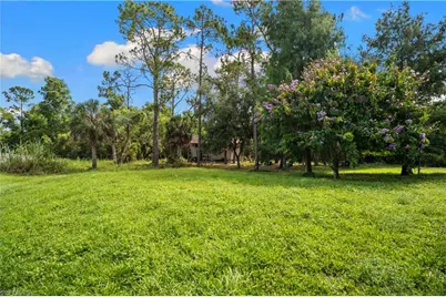 6521 Livingston Woods Ln, Naples, FL 34109 - Photo 41