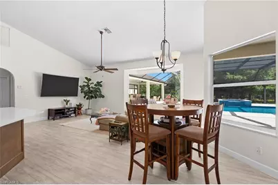 6521 Livingston Woods Ln, Naples, FL 34109 - Photo 9