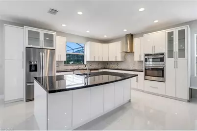 8271 Laurel Lakes Way, Naples, FL 34119 - Photo 7