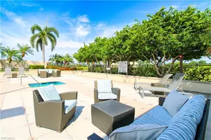 9123 Strada Pl, Naples, FL 34108 - Photo 7