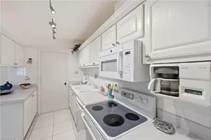 788 Park Shore Dr, Naples, FL 34103 - Photo 7
