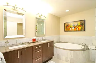9123 Strada Pl, Naples, FL 34108 - Photo 43
